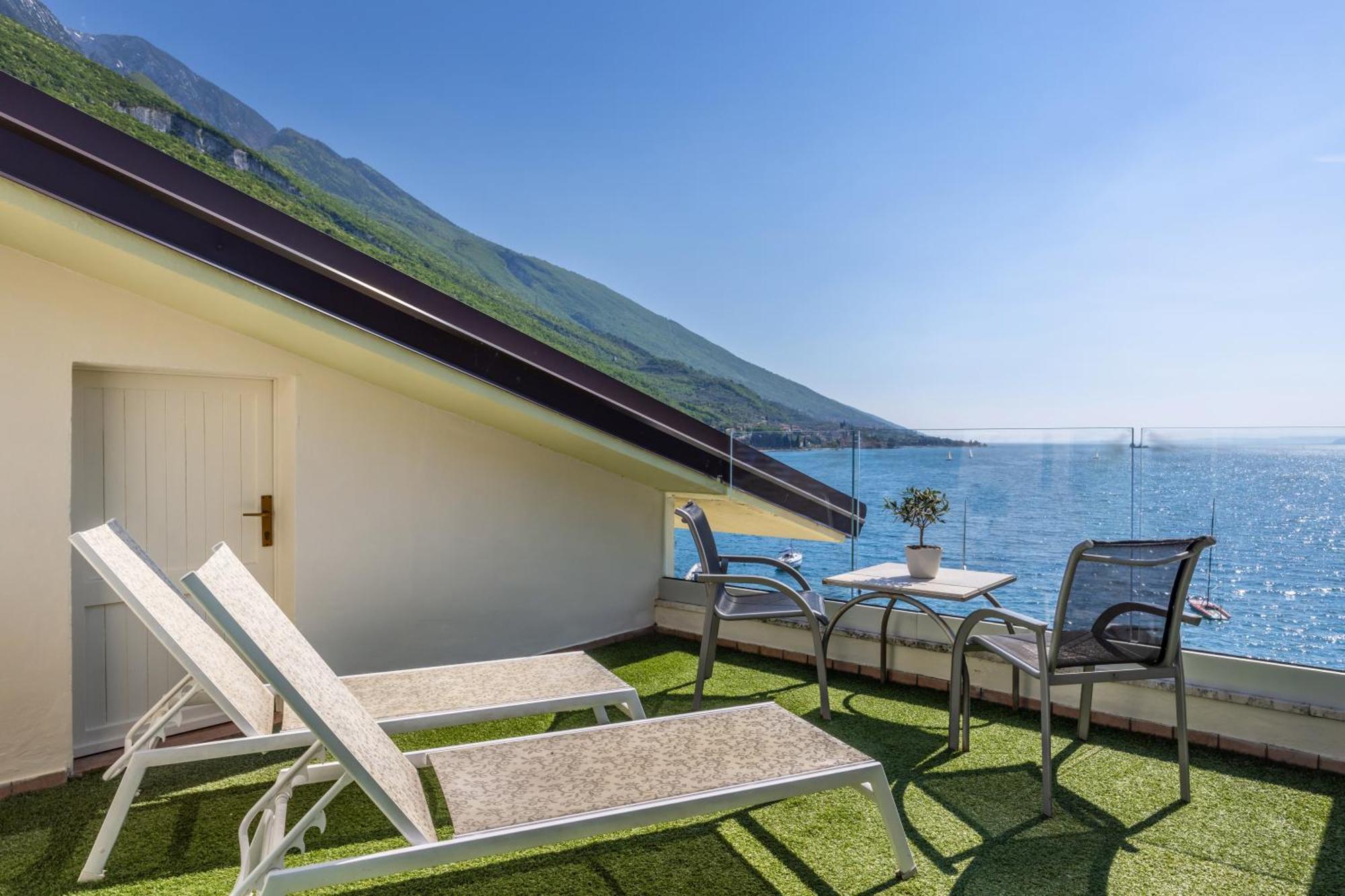 Hotel Val Di Sogno - Adults Only Malcesine Kamer foto